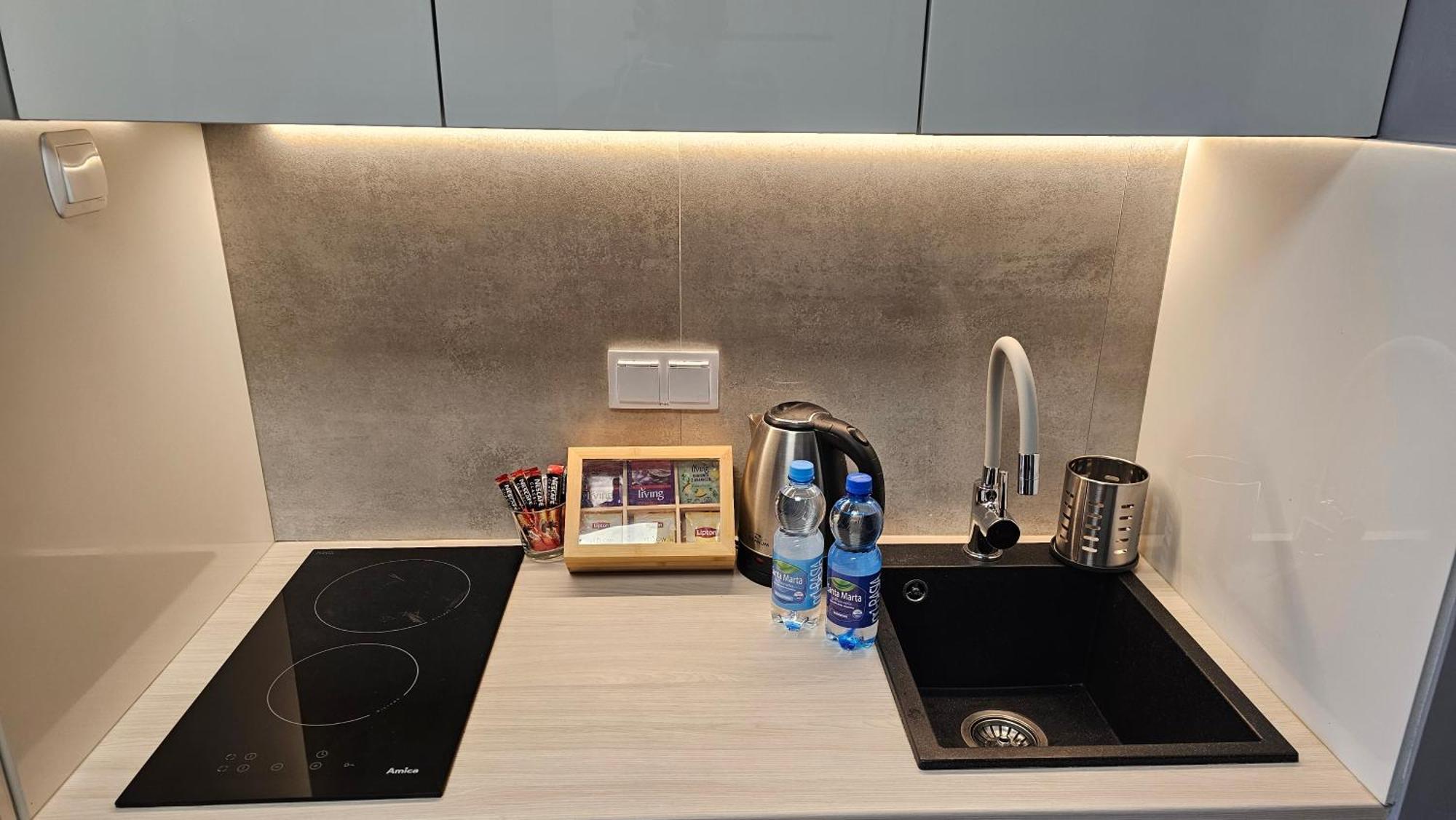 Apartamenty Wola Tower Na Prymasa - Z Widokiem Na City Warszawa Exteriör bild